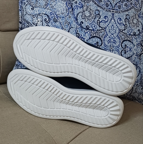 New Balance District Run V1 running shoes eclipse NWOT - Picture 6 of 8